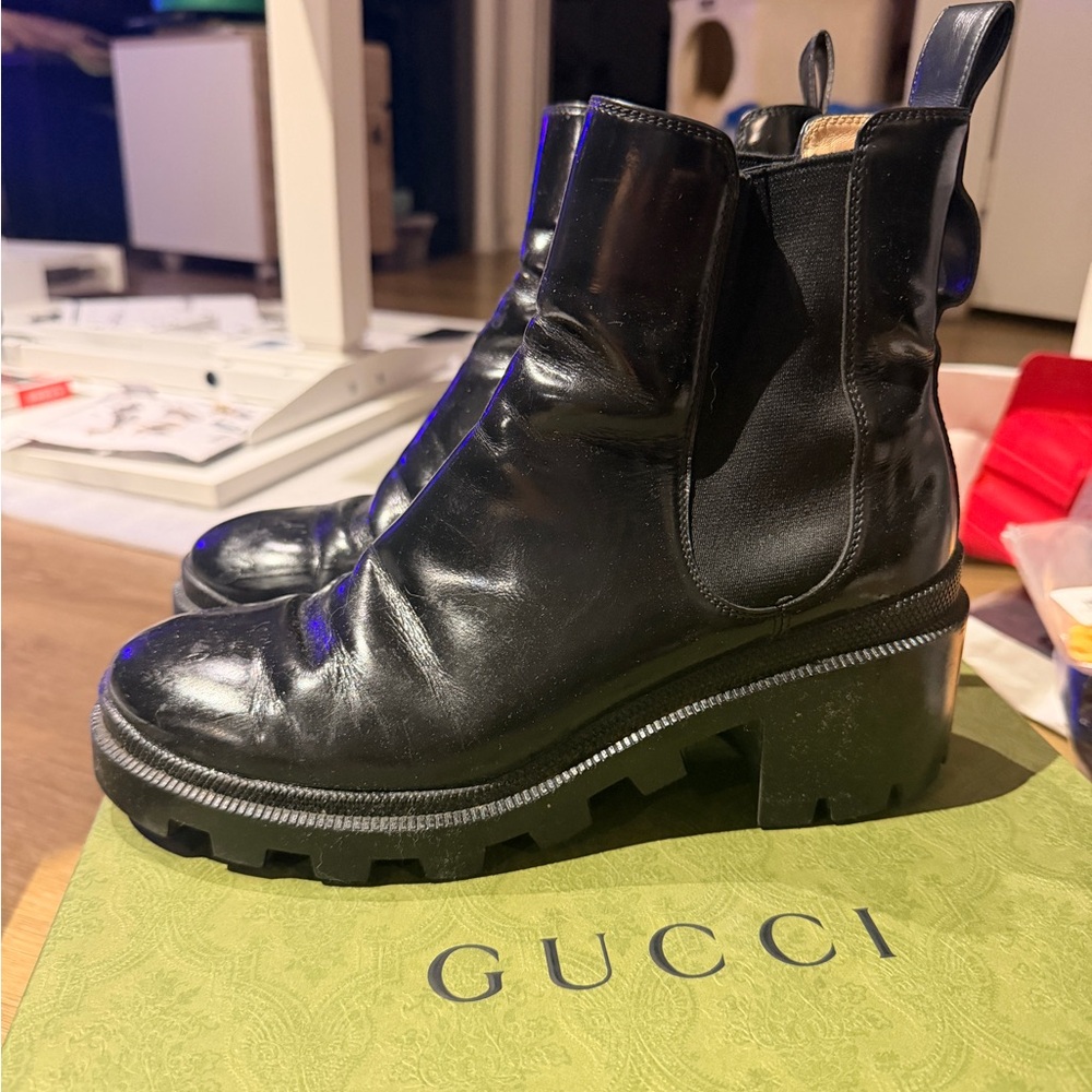 Gucci Glossy Black Ankle Boots